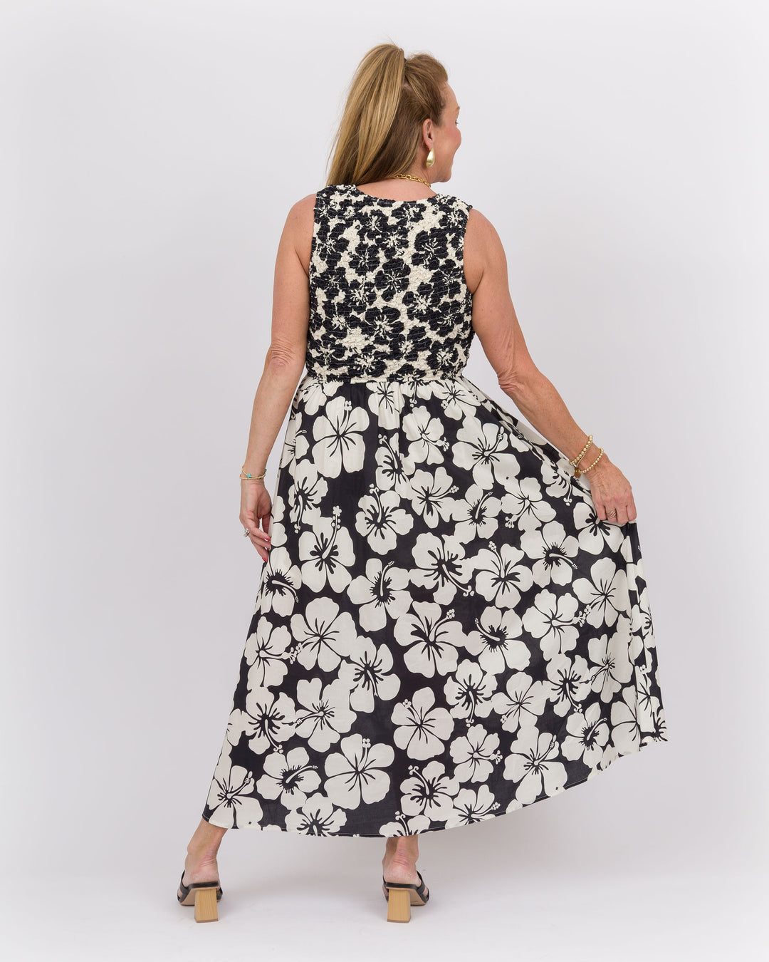 Black & White Sleeveless Floral Dress