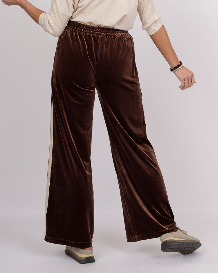 Vogue Velvet Pants Chocolate