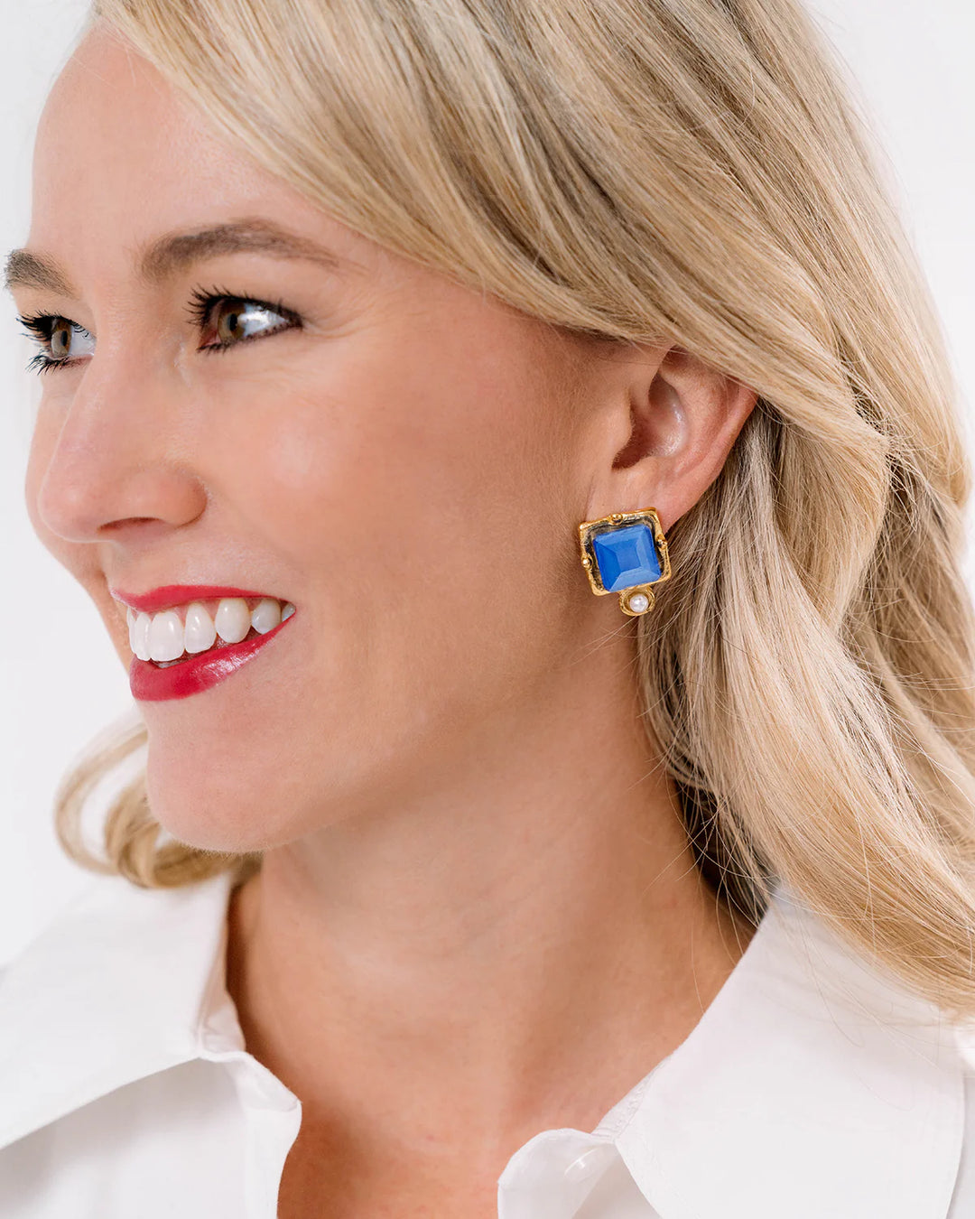 Susan Shaw London Studs - Blue Crystal