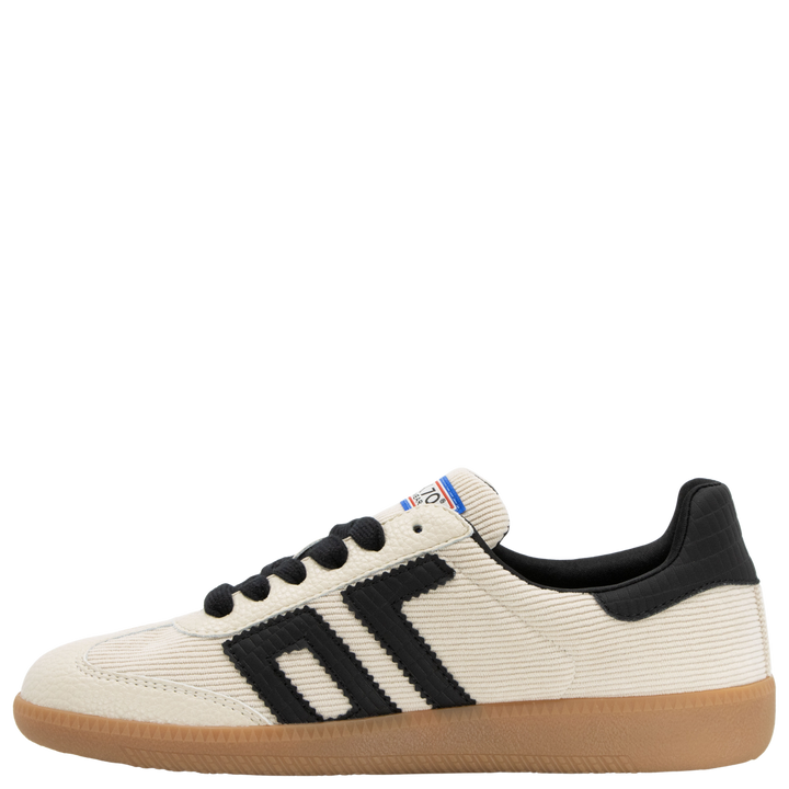 CLOUD C in CREAM BLACK, left view