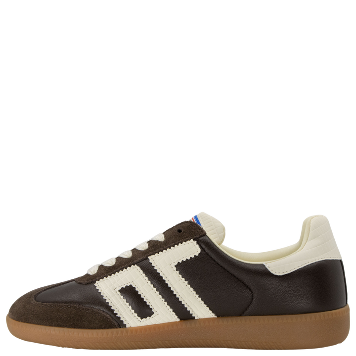 CLOUD NC in COFFEE MILK, left view