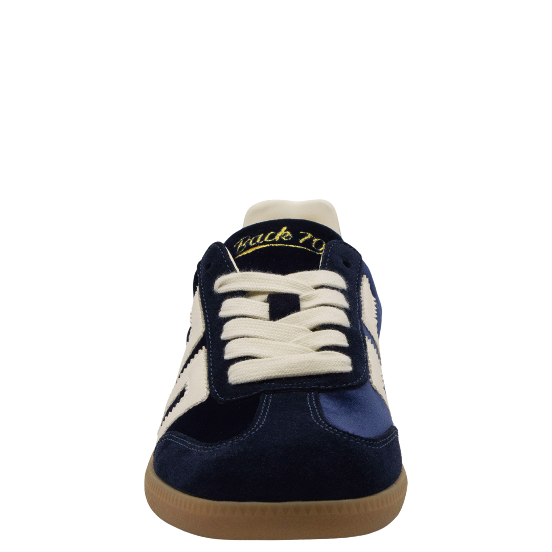 CLOUD W26 in VELVET ROYAL BUTTER, front view