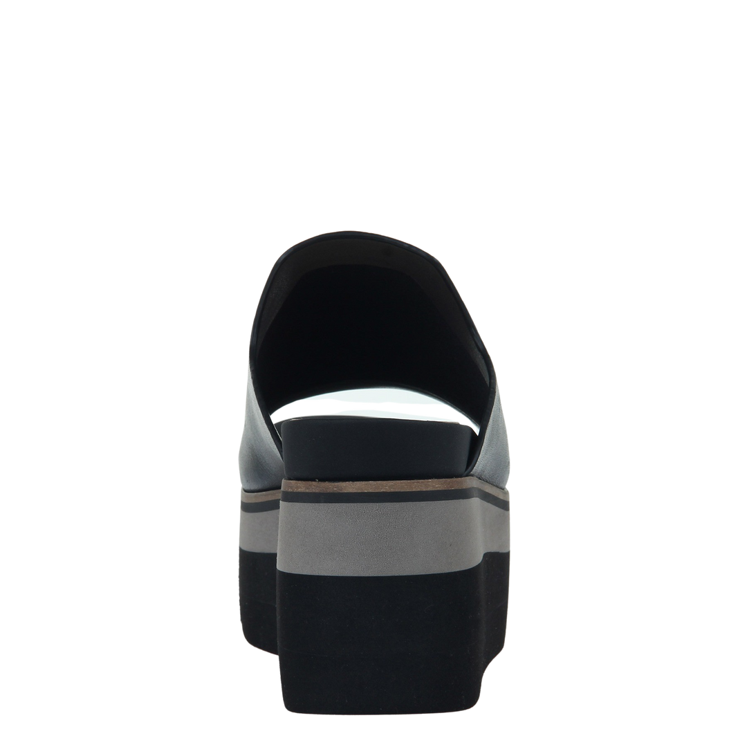 FLOW in BLACK, back view