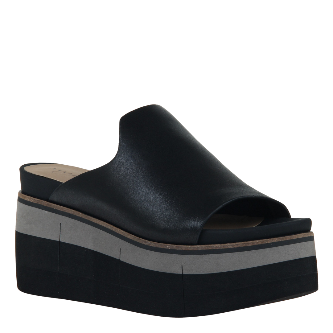 FLOW in BLACK