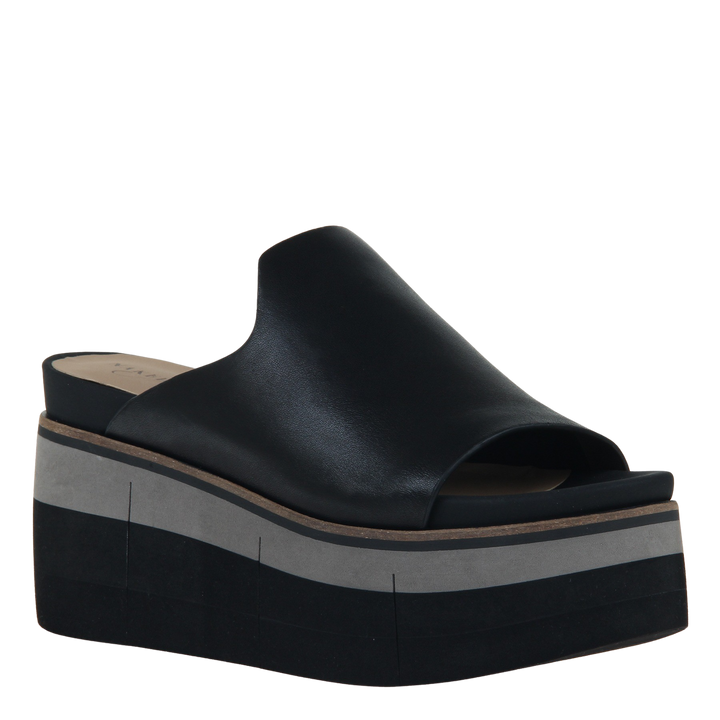 FLOW in BLACK