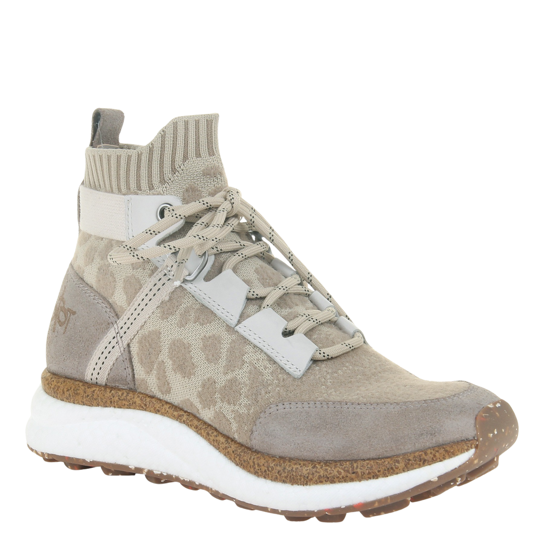 HYBRID in KHAKI
