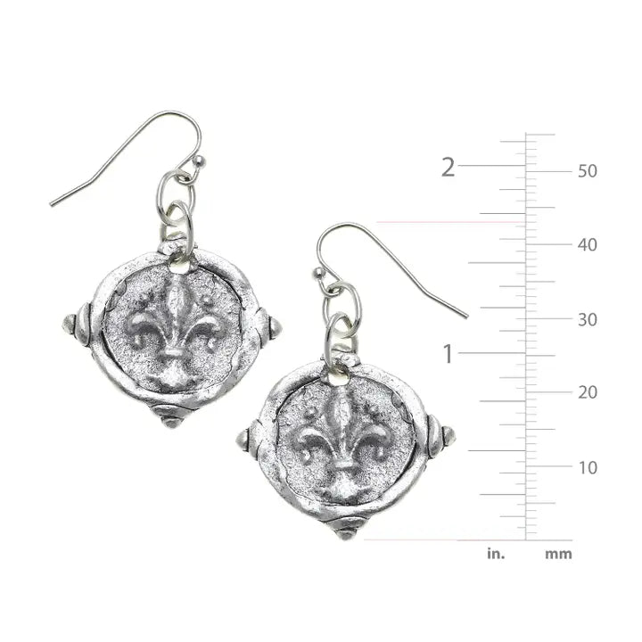 Susan Shaw Fleur De Lis Intaglio Earrings - Silver